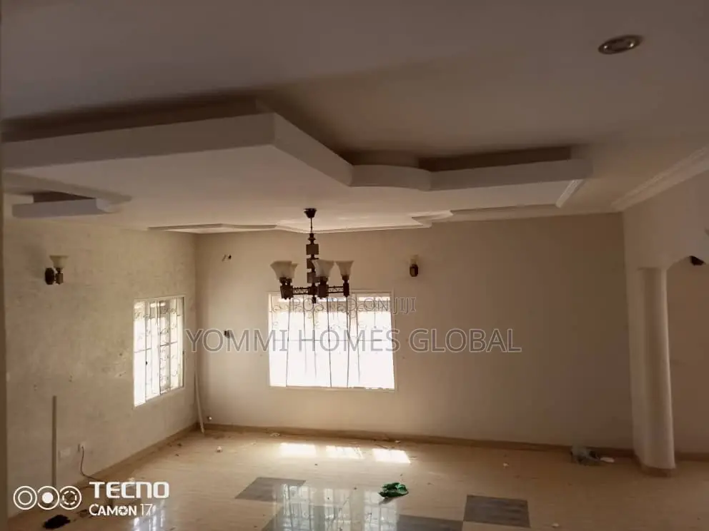 5bdrm Duplex in Gwarimpa Estate, Life Camp for rent