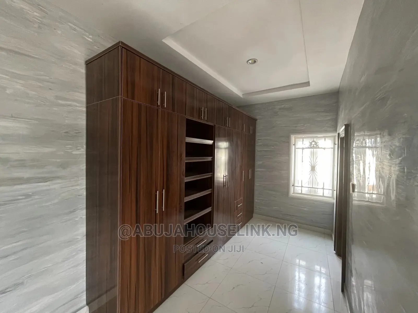 5bdrm Duplex in Efab Metropolis, Gwarinpa for sale