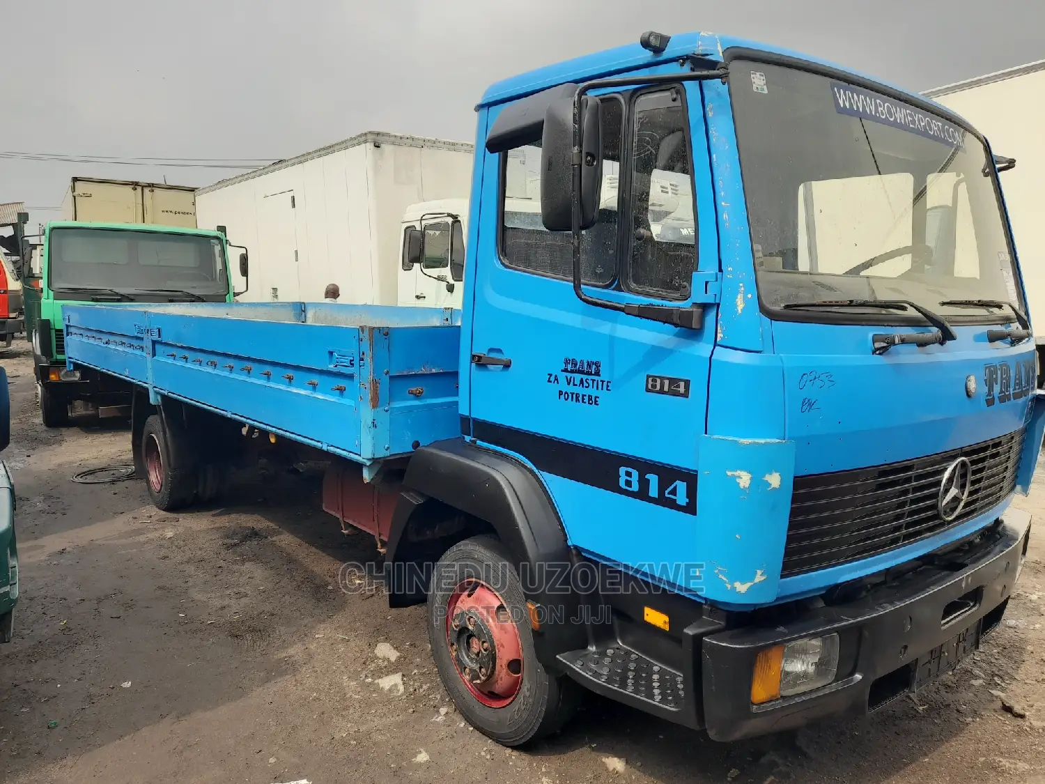 1999 814 Blue Benz Truck