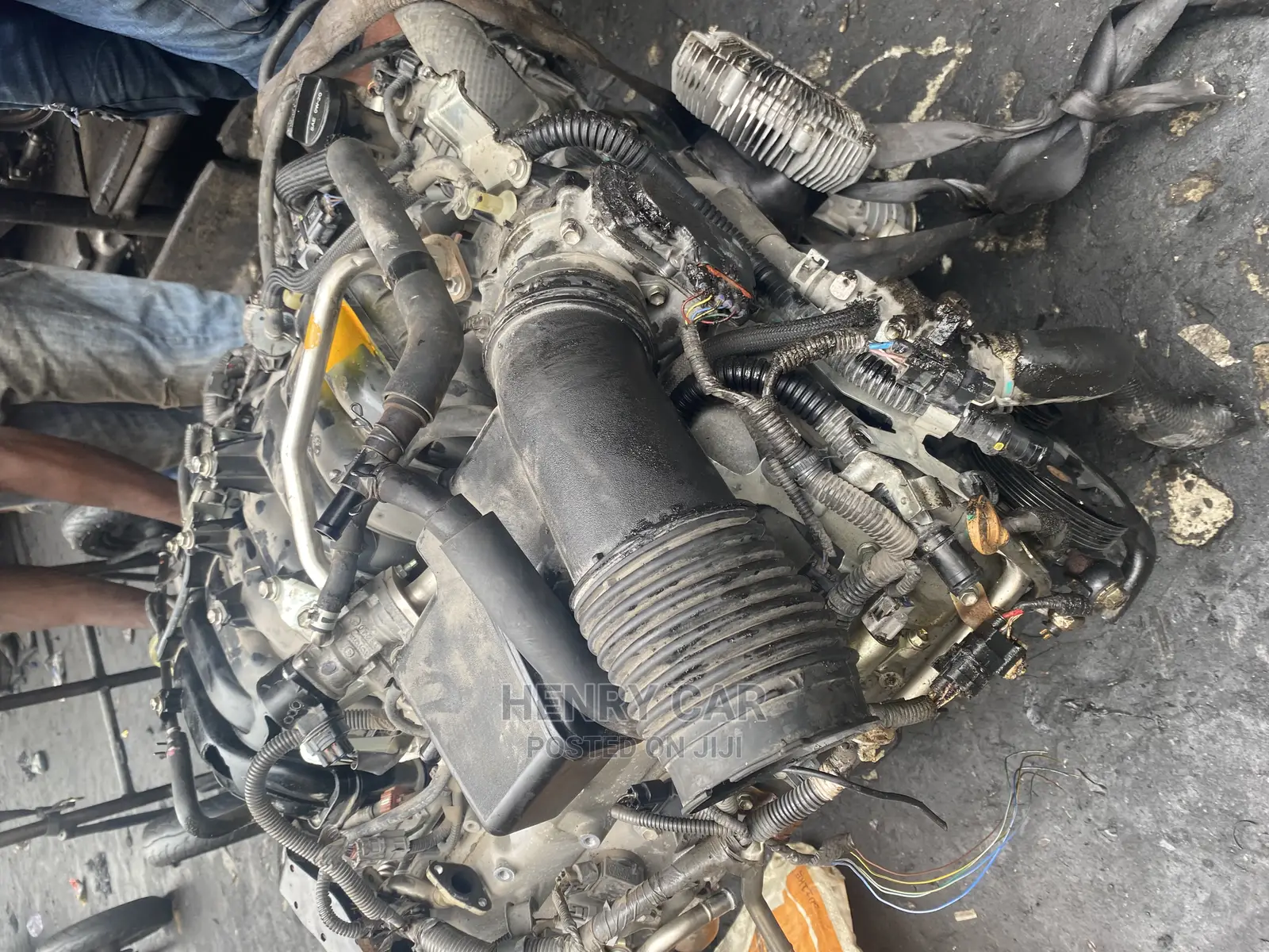 Toyota Complete Engine 1UR ( GX460