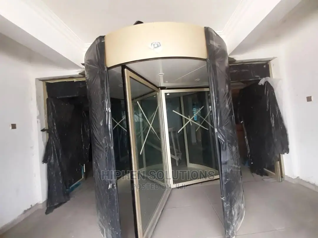 Commercial 3/4 Wings Crystal Revolving Door