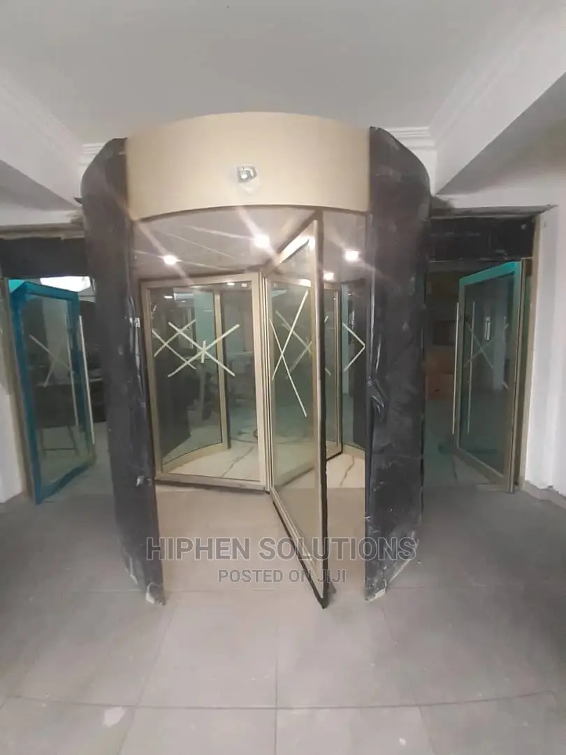 Commercial 3/4 Wings Crystal Revolving Door