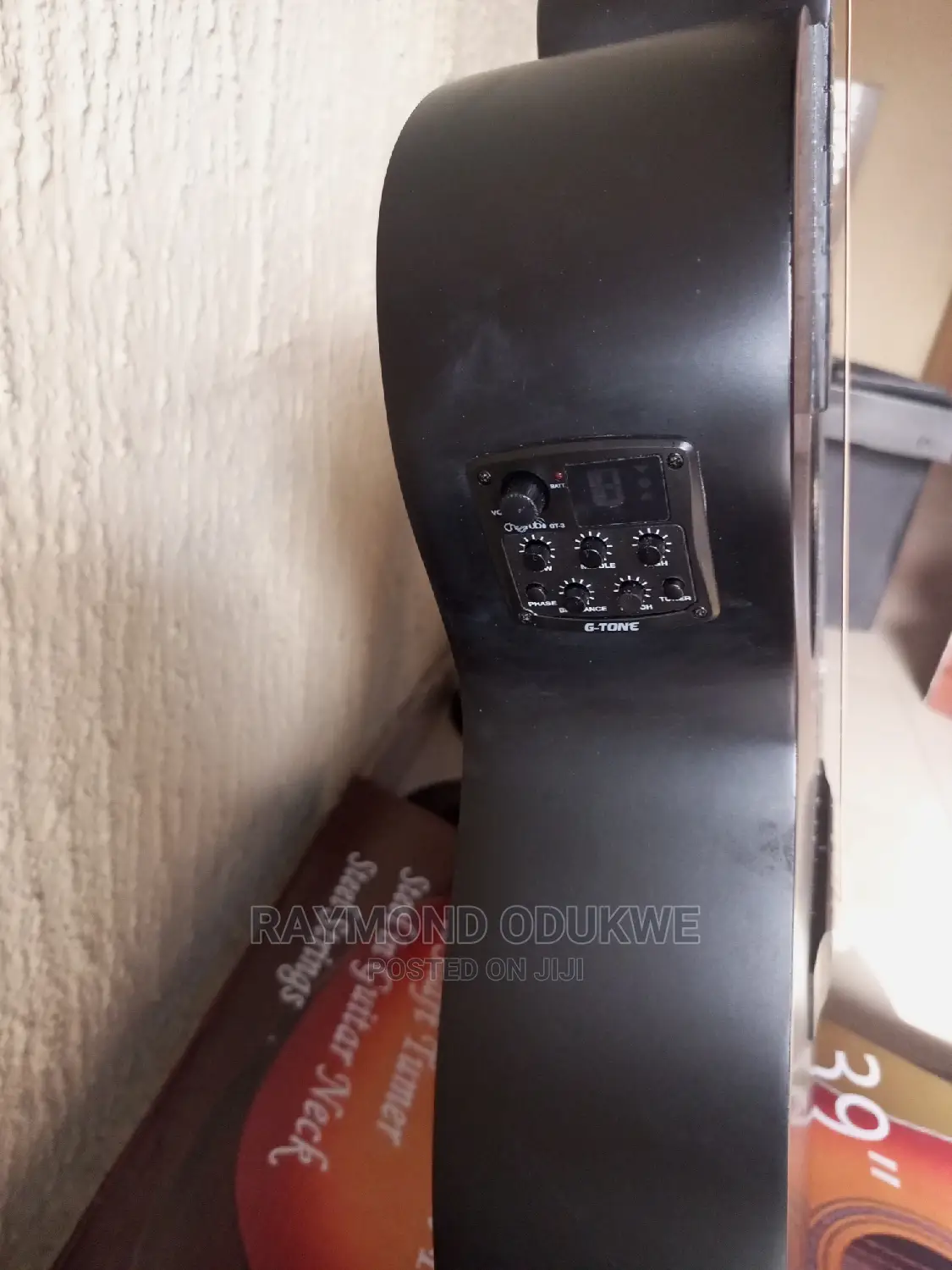 39 Inches Standard Electric Acoustic Guitar With Effects