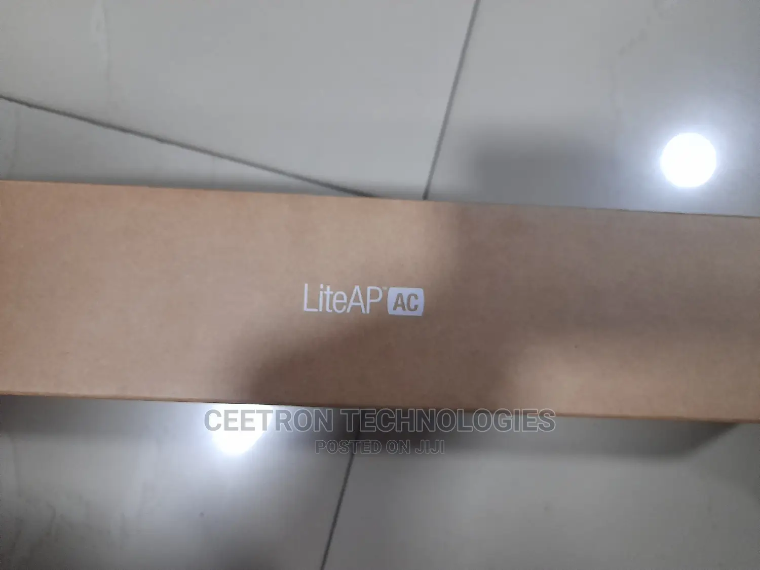 Ubiquiti:Lap-120 5 GHZ Airmax Ac Ap, 16 Dbi, 120 Degrees