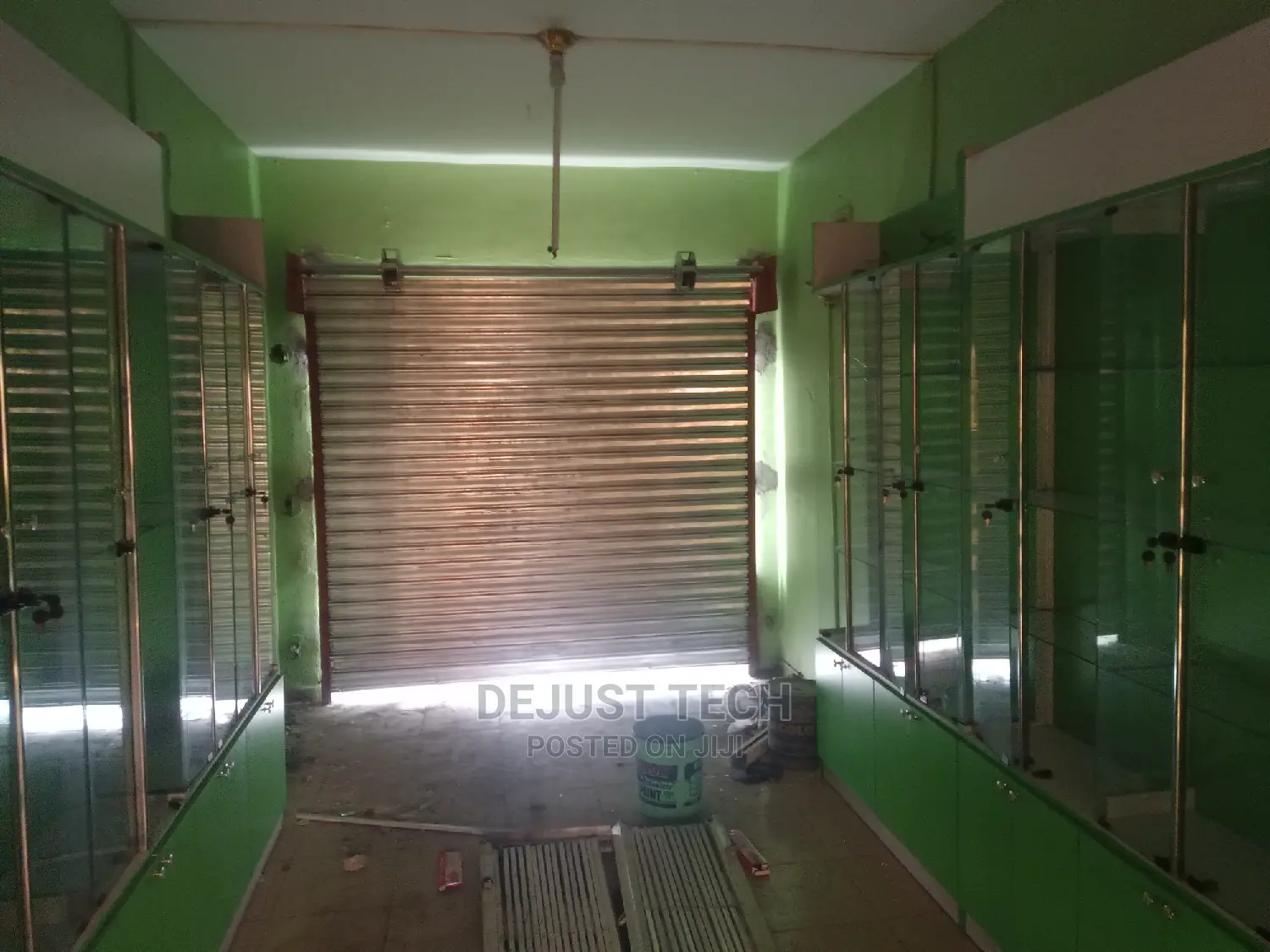 Standard Galvanized Roller Shutter Door