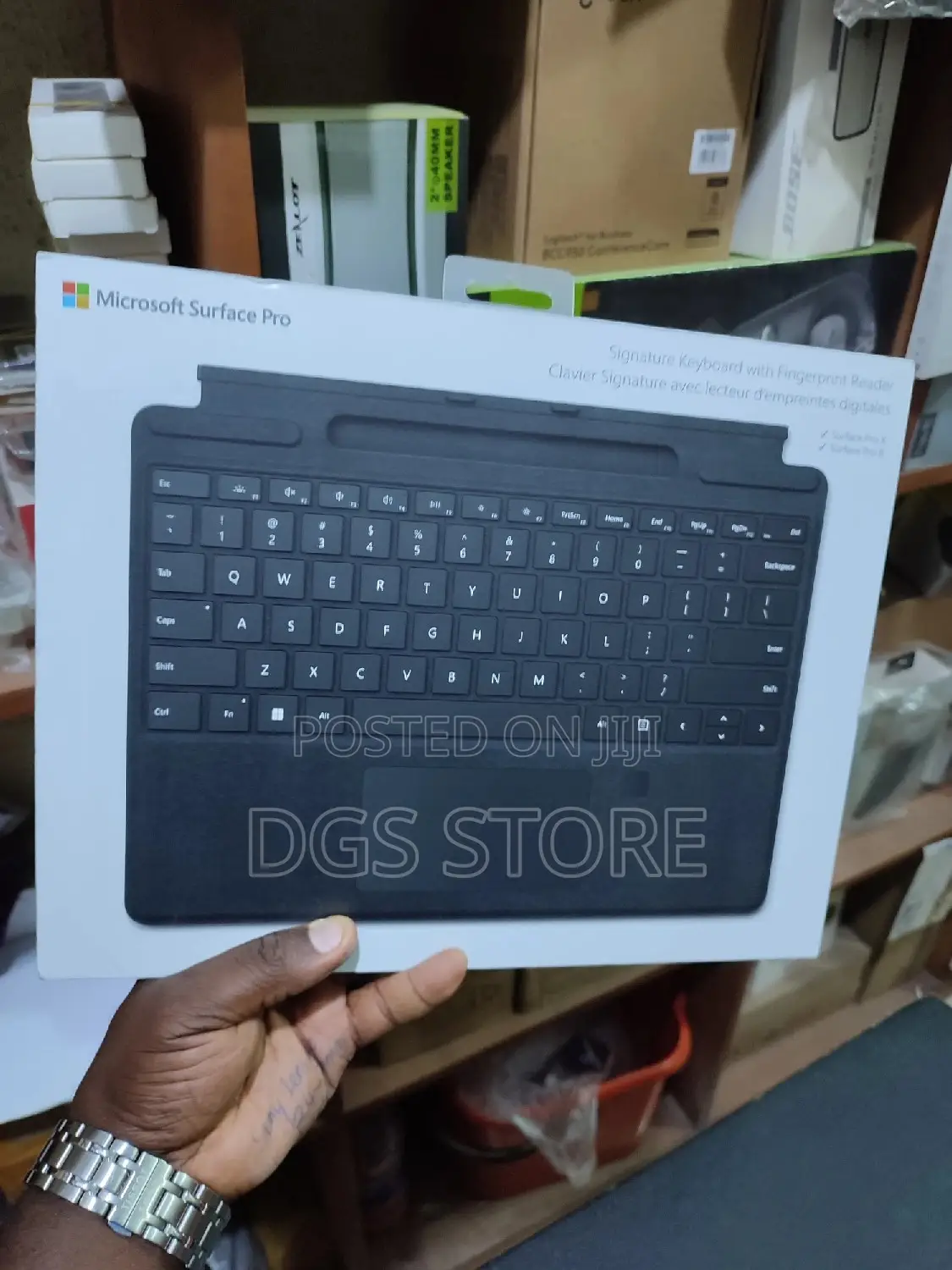 Microsoft Surface Pro 8 Signature Keyboard With Fingerprint