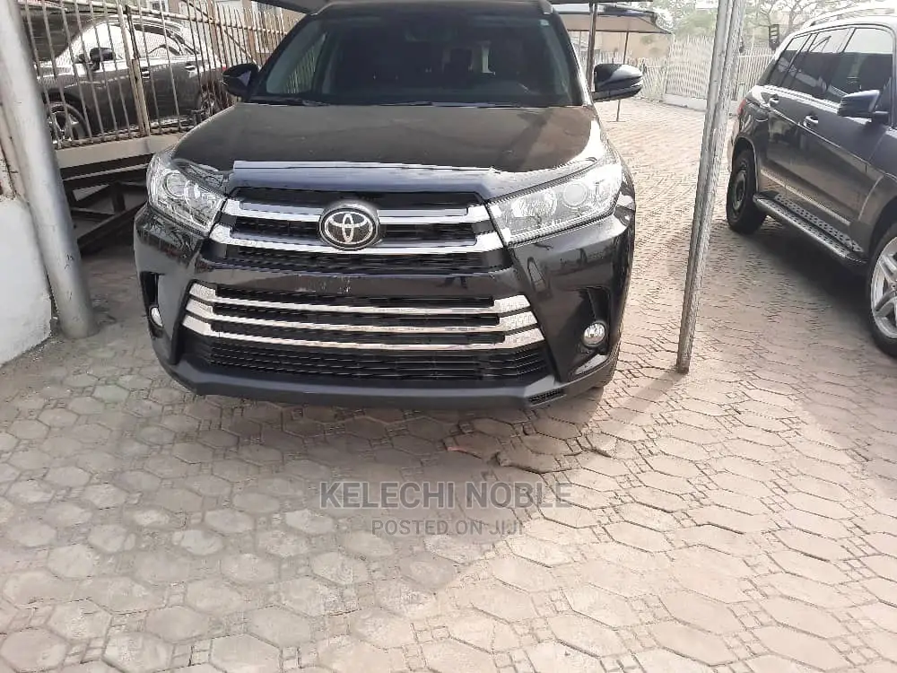 Toyota Highlander XLE 2019 Black