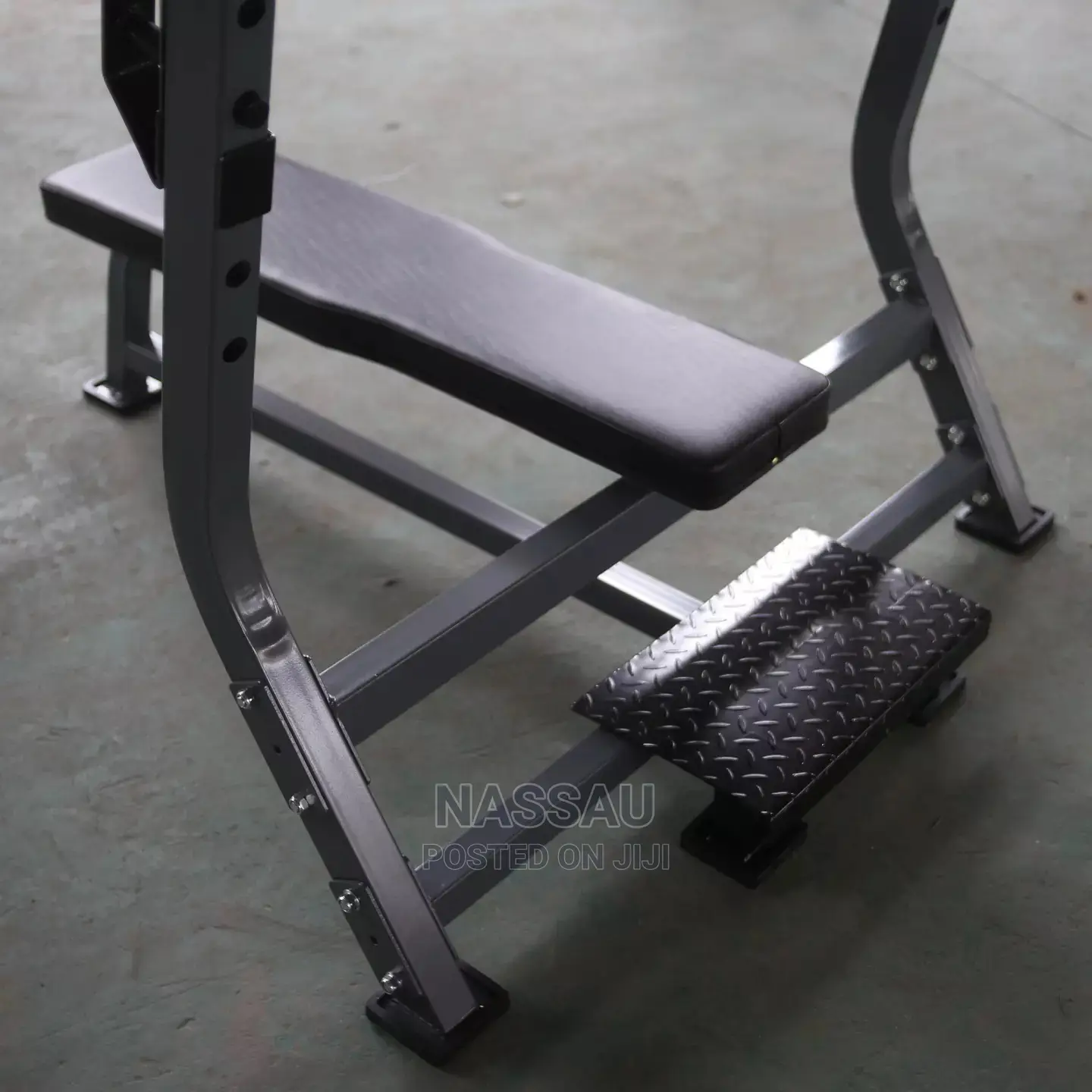 Nashua Fitness Olympic Flat Lifting Bench