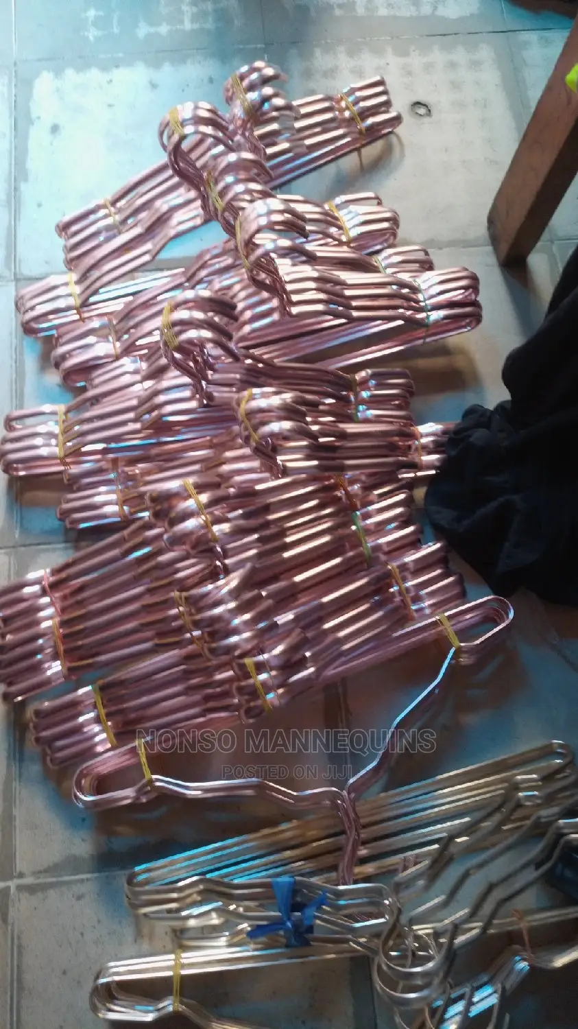 Rose Gold Chrome 10 Pieces A Pack Luxury Clothes Hangers