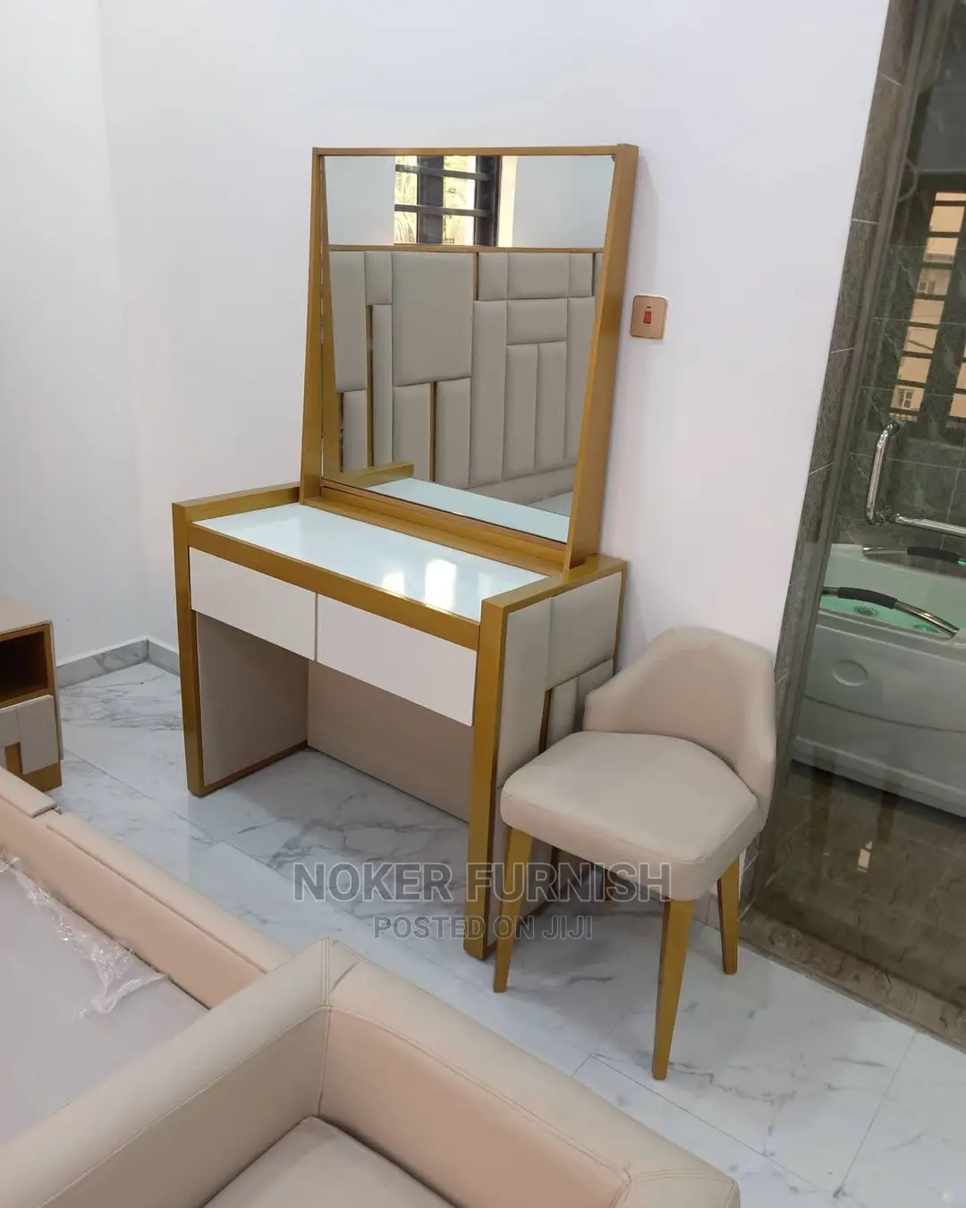 Complete Set Luxury Bed Frame With Dressers
