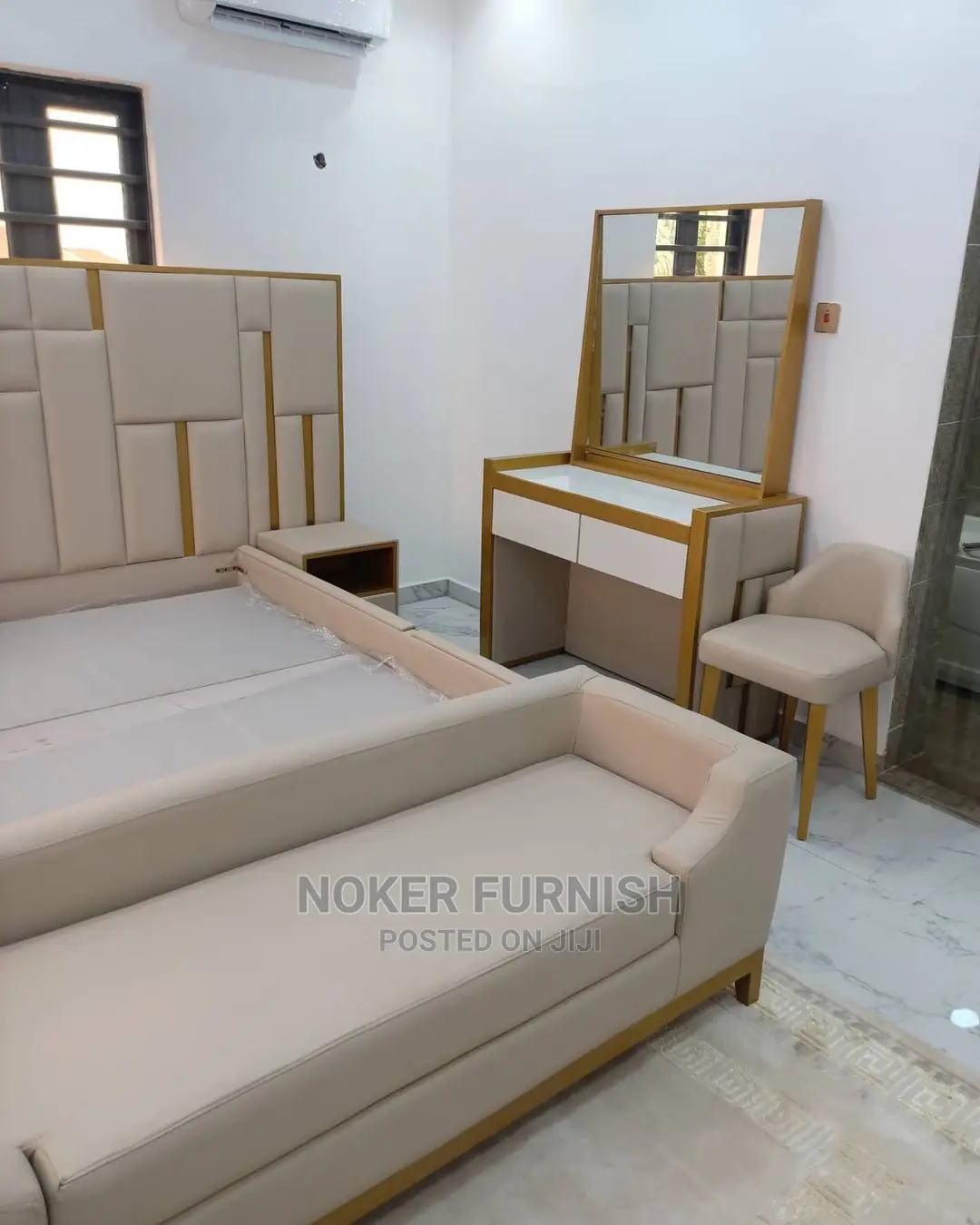 Complete Set Luxury Bed Frame With Dressers