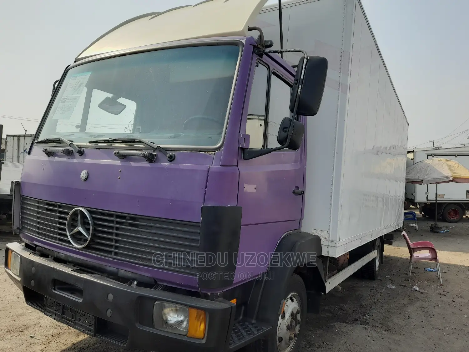 Mercedes-Benz 814 Truck