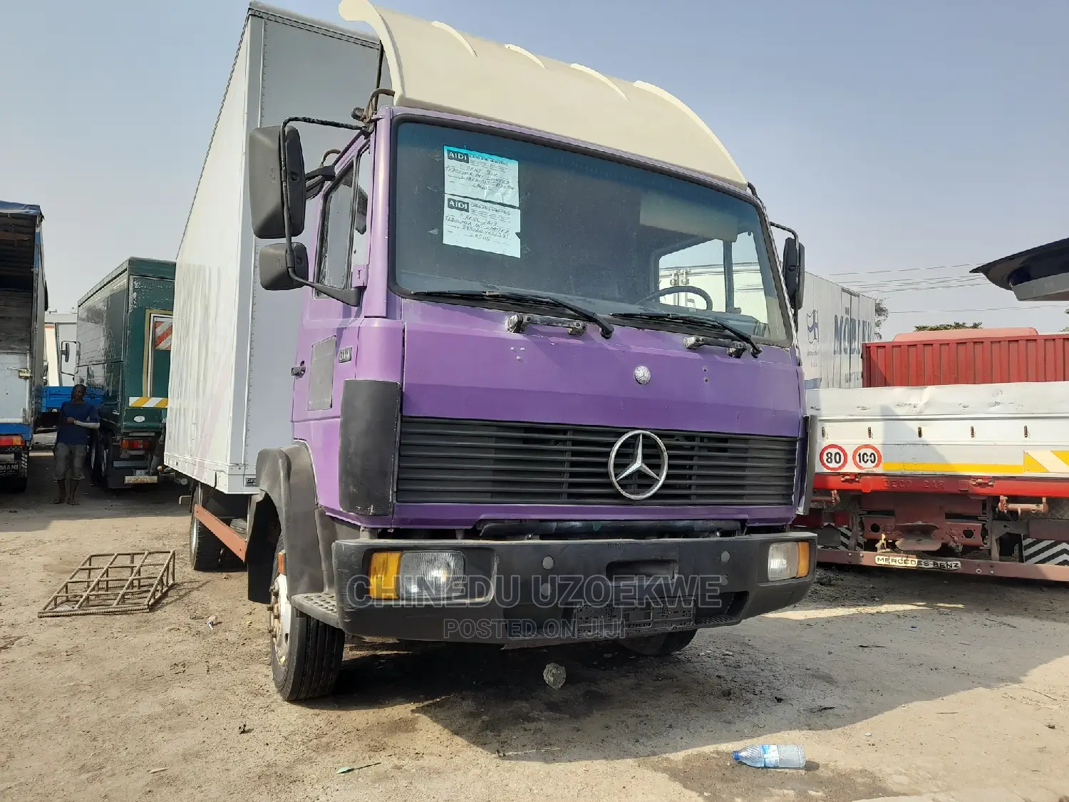 Mercedes-Benz 814 Truck