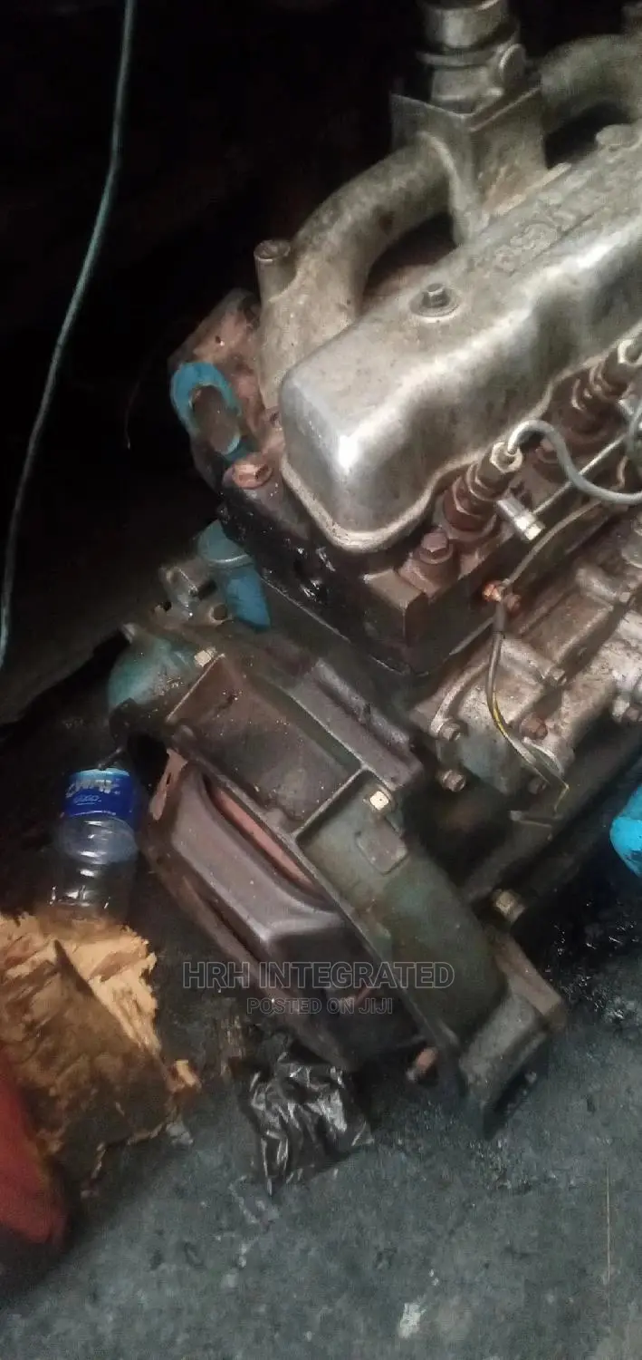 SD 33 Diesel Engine