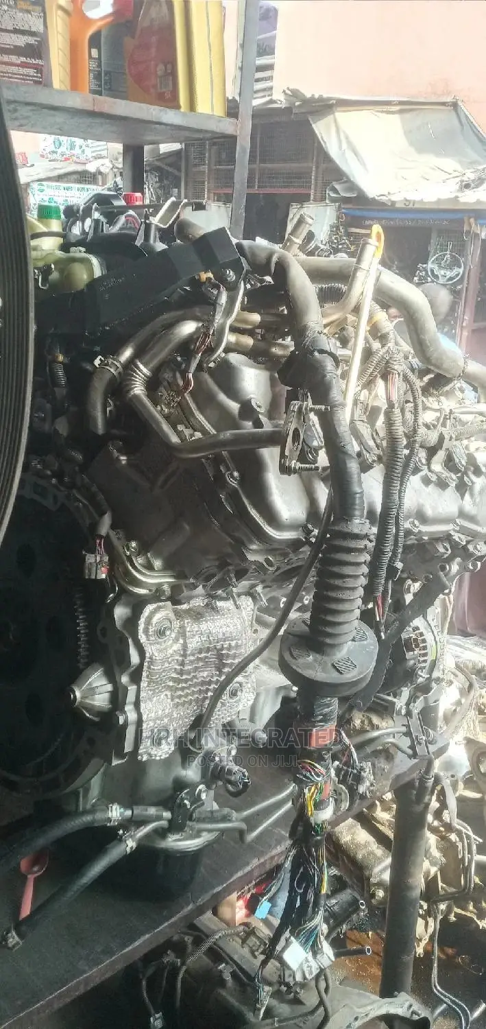 Toyota 1UR Engine