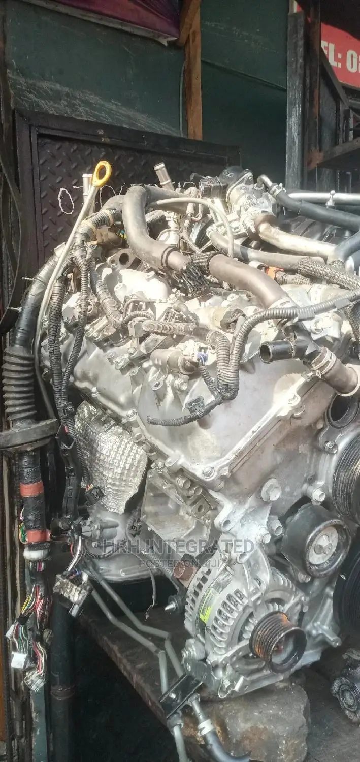 Toyota 1UR Engine