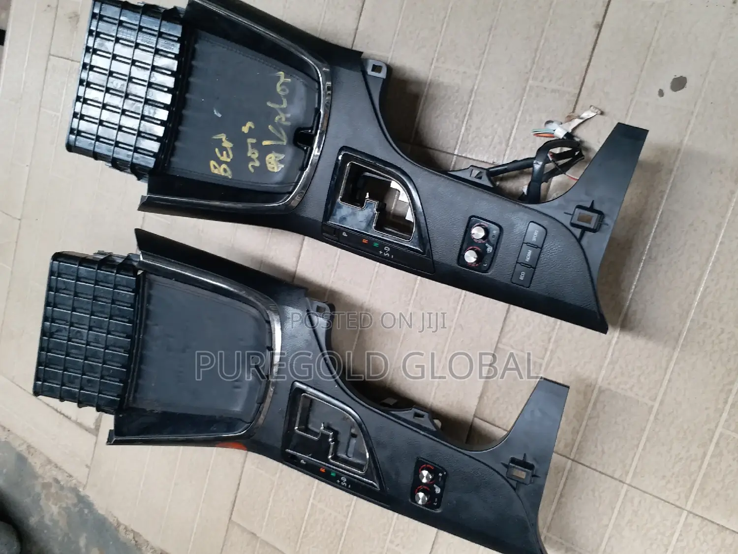 Toyota Avalon 2015 Centre Console