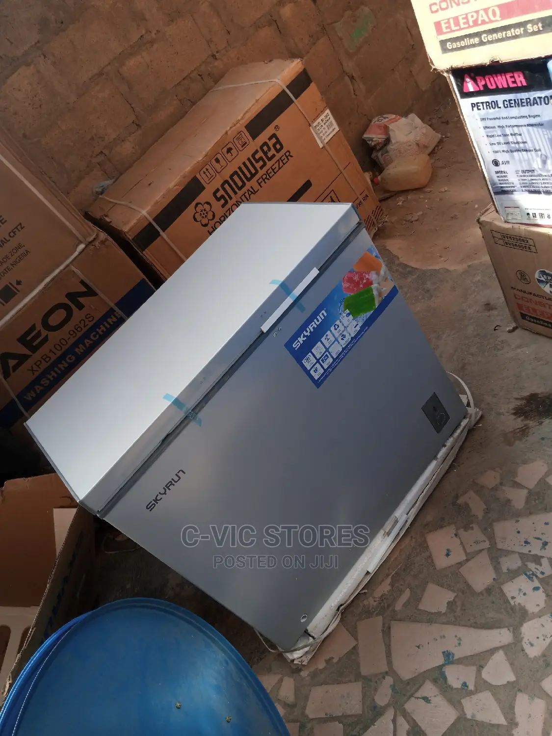 Skyrun 200-Litres Chest Freezer Bd-200a Grey