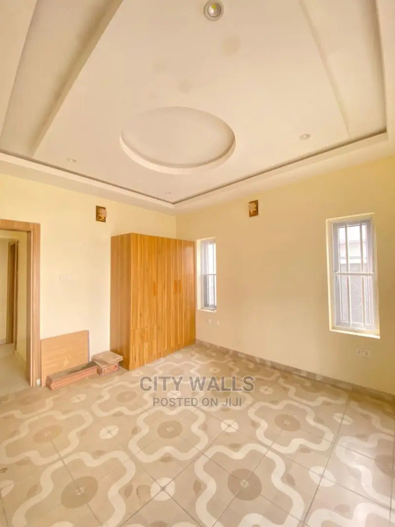 3bdrm Block of Flats in Ikate for Rent