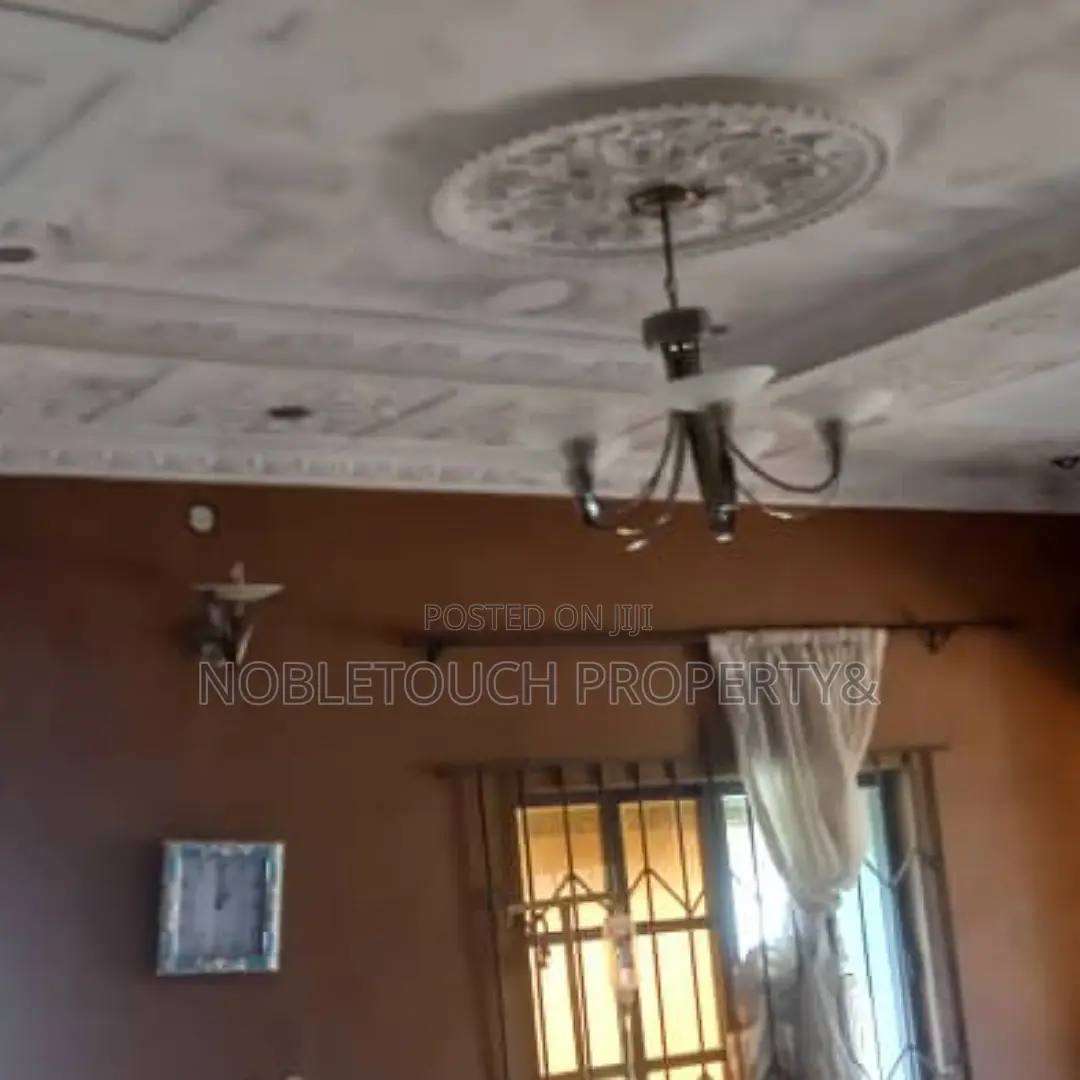 5bdrm Bungalow in Sango Ota Ogun State, Ifo for Sale