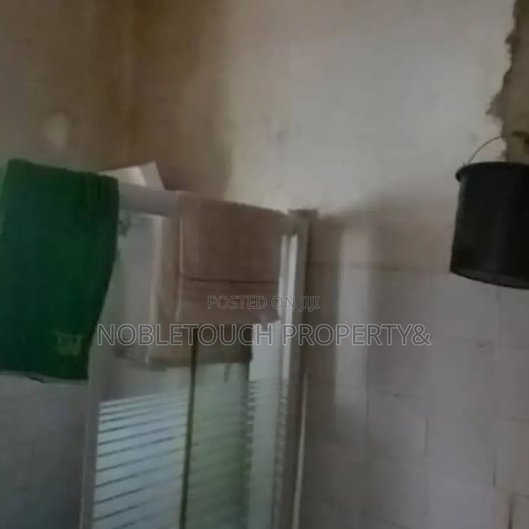 5bdrm Bungalow in Sango Ota Ogun State, Ifo for Sale