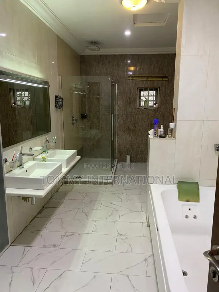 5bdrm Duplex in Oasis Estate, Port-Harcourt for sale