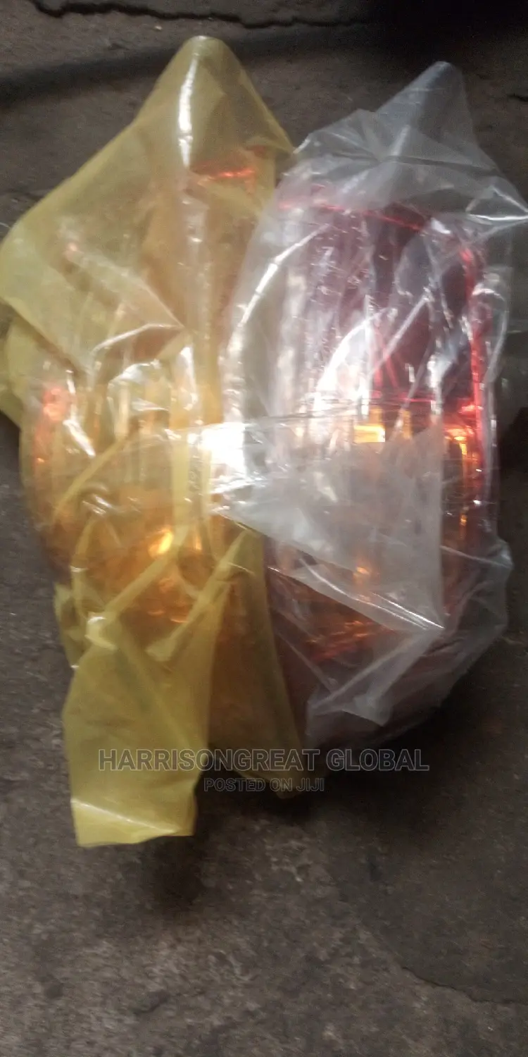 Rear Lamp for Toyota Camry 2002 Model (Envelop)