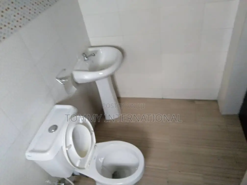 3bdrm Block of Flats in Port-Harcourt for rent