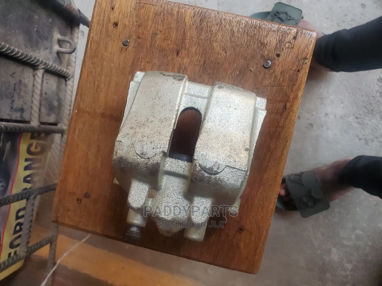 Ford Escape 2009 Caliper (Fomoco)