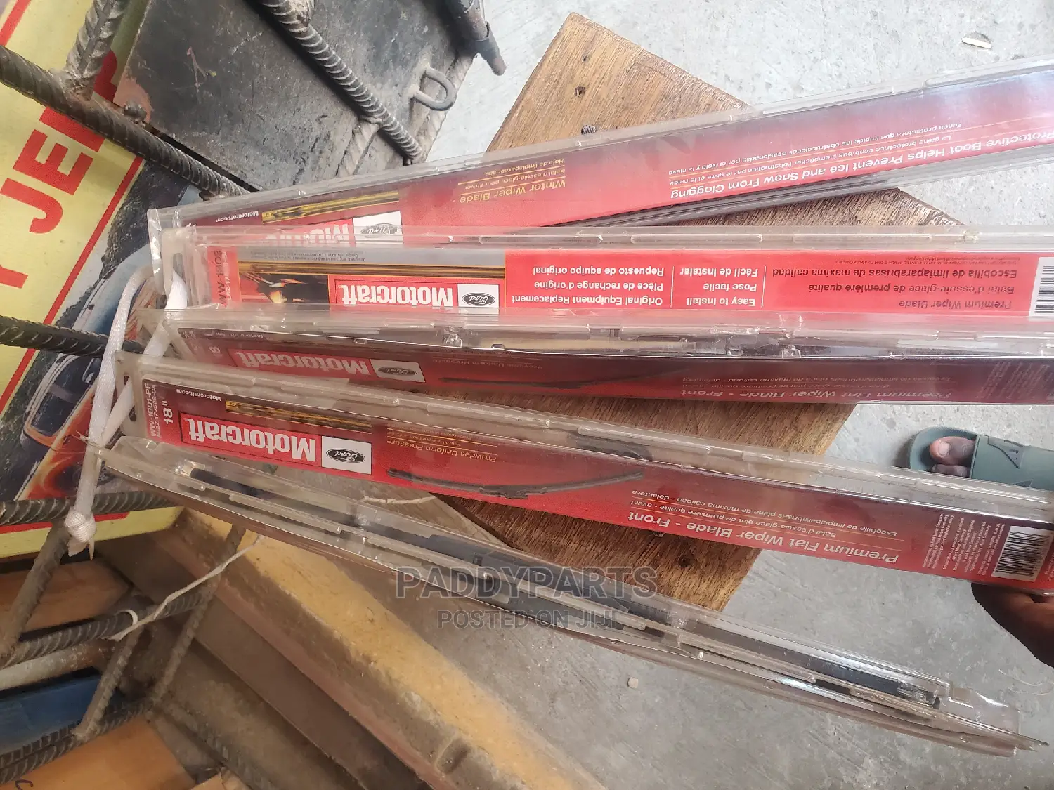 Ford Explorer and Edge Wiper Blade