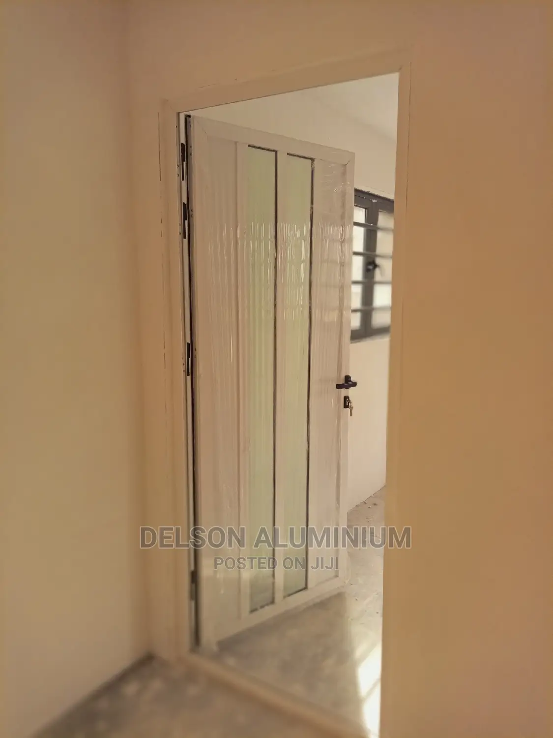 Modern Aluminium Inner Door Installation
