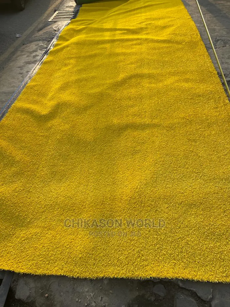 Yellow Synthetic Grass Carpets