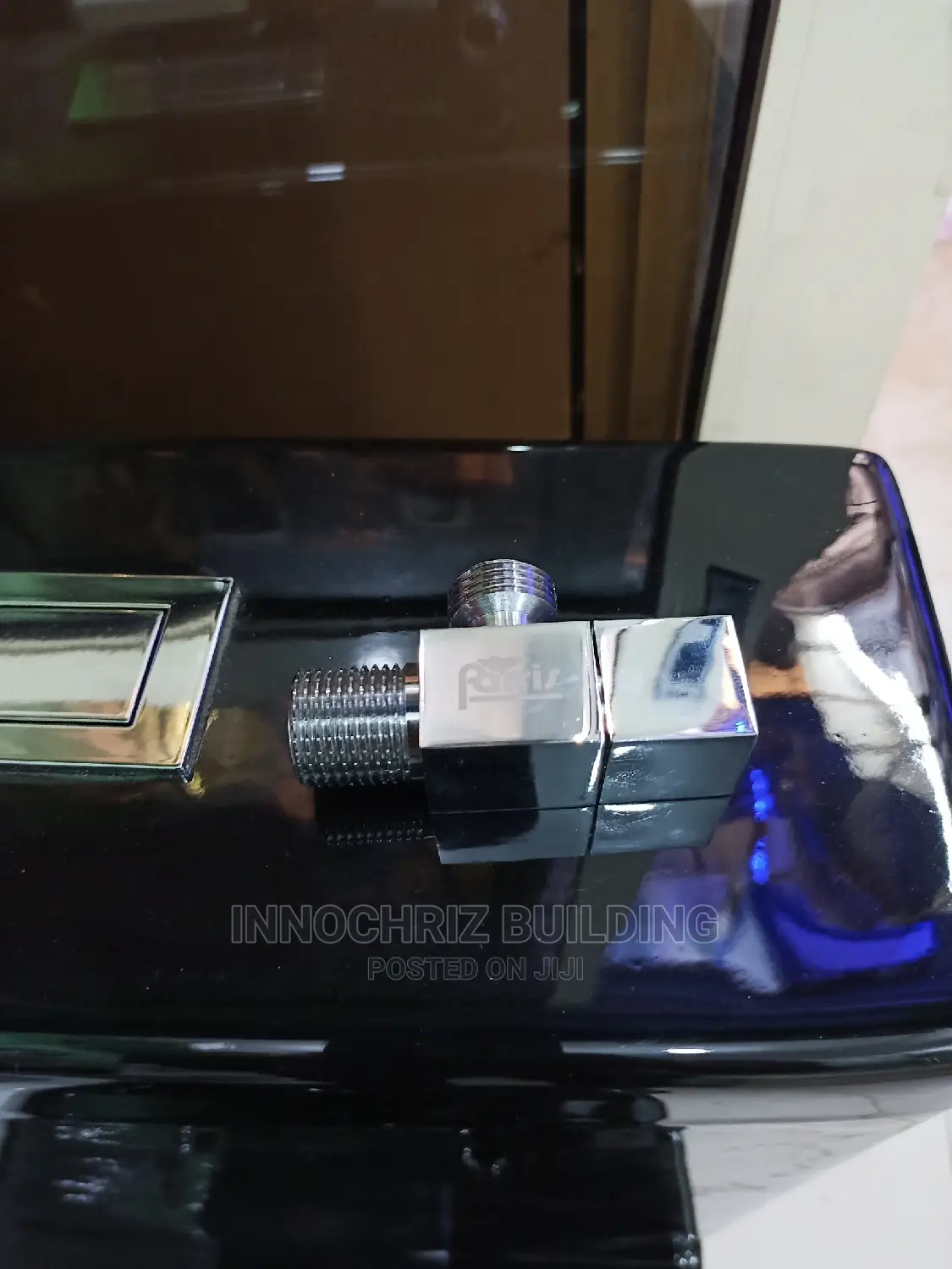 Parris Tee Tap/Angle Valve