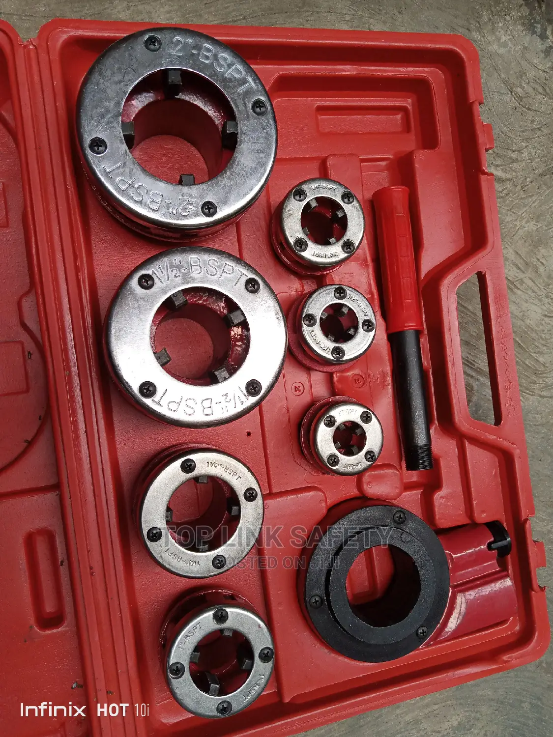 Set of RATCHET DIE STOCK Size 3/8-. 2"