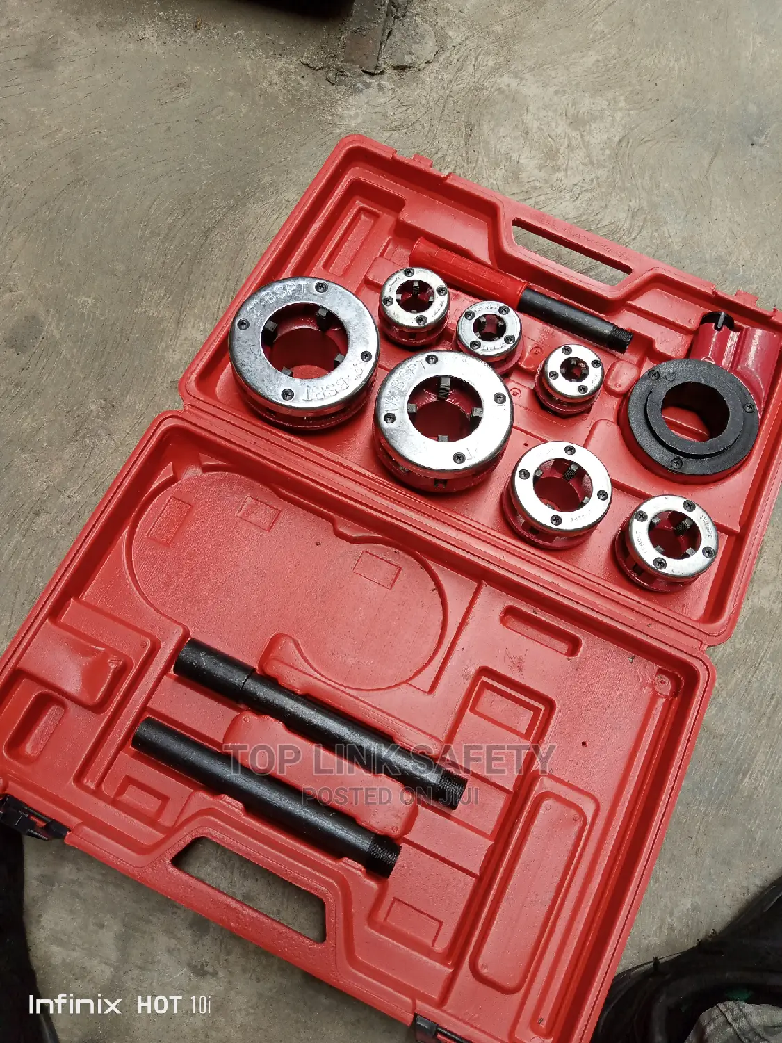 Set of RATCHET DIE STOCK Size 3/8-. 2"