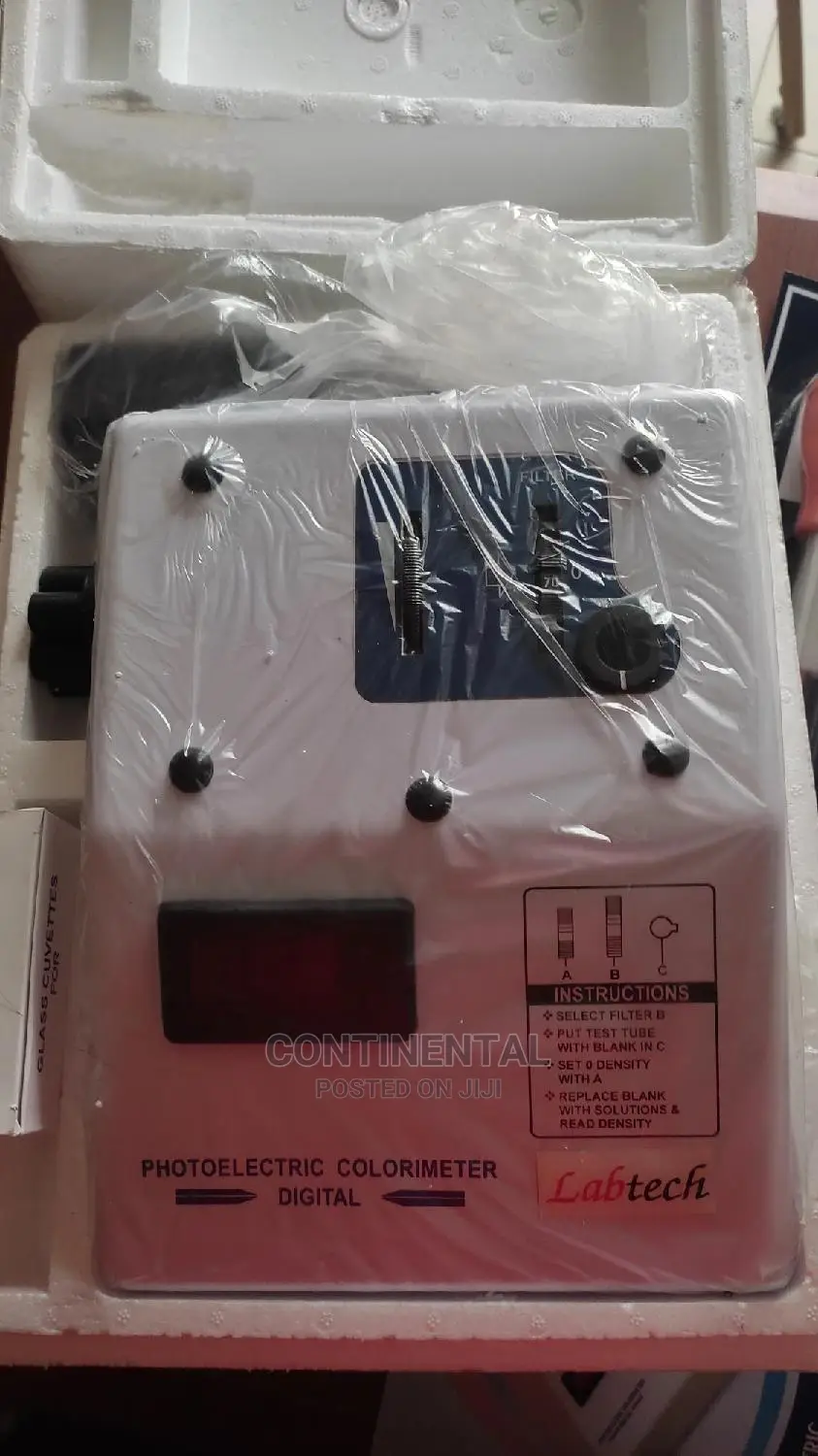 Photo Electric Colorimeter