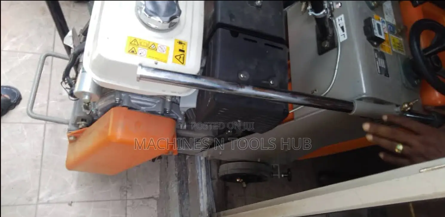 Mikasa McD-218vdx Asphalt/Concrete Cutter 18" Without Blade