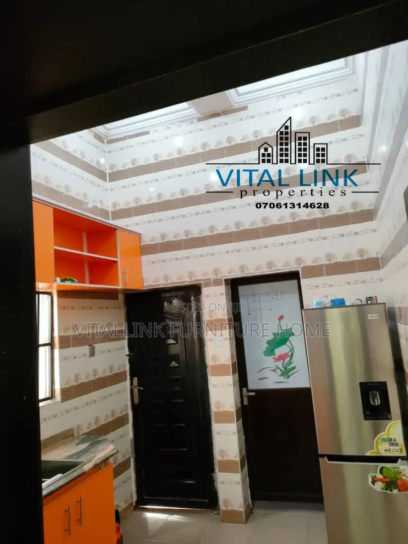 Well Designed Kitchen Cabinet