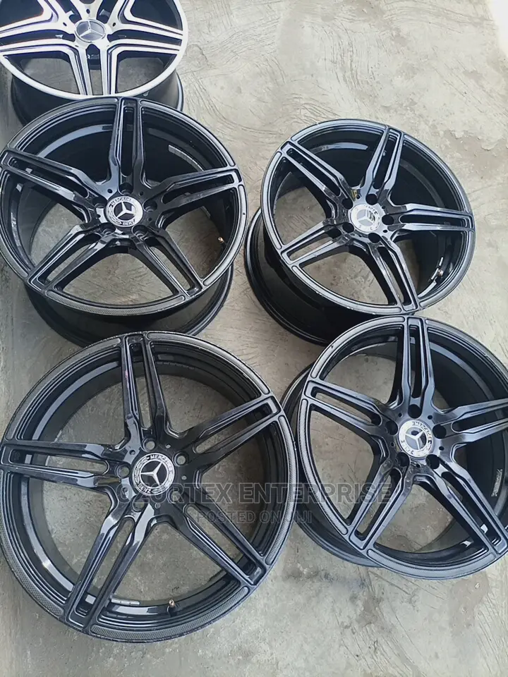 19 Rim For Glk And Ml 350