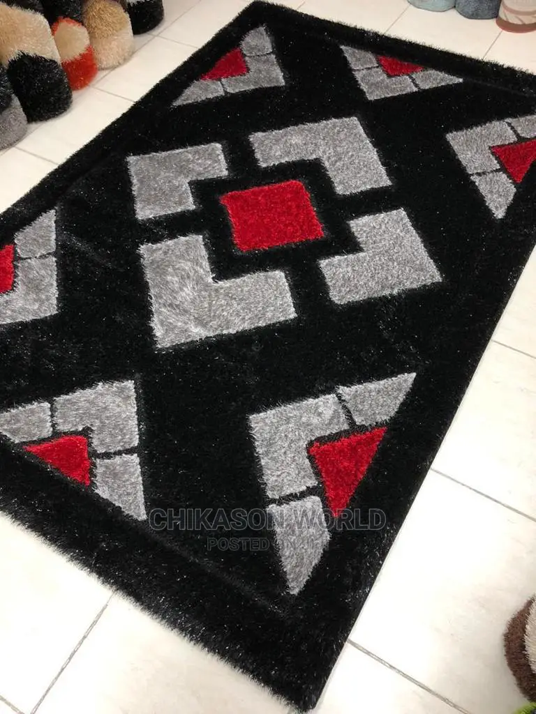 Quality Designer Shaggy Soft Center Rug.