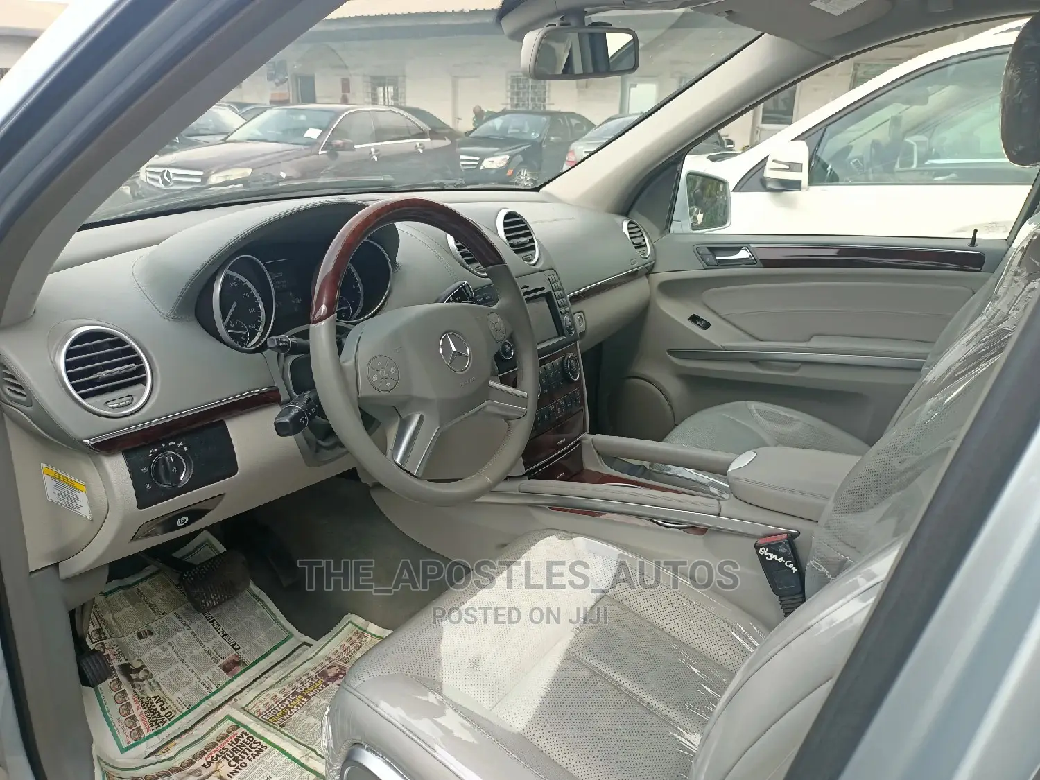 Mercedes-Benz GL-Class GL 550 2012 Silver