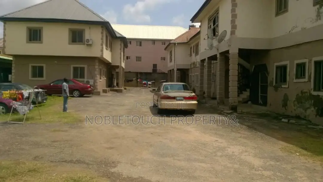 2bdrm Block of Flats in Sabo Abuja for sale