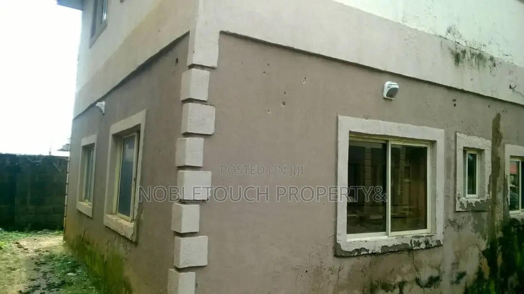 2bdrm Block of Flats in Sabo Abuja for sale
