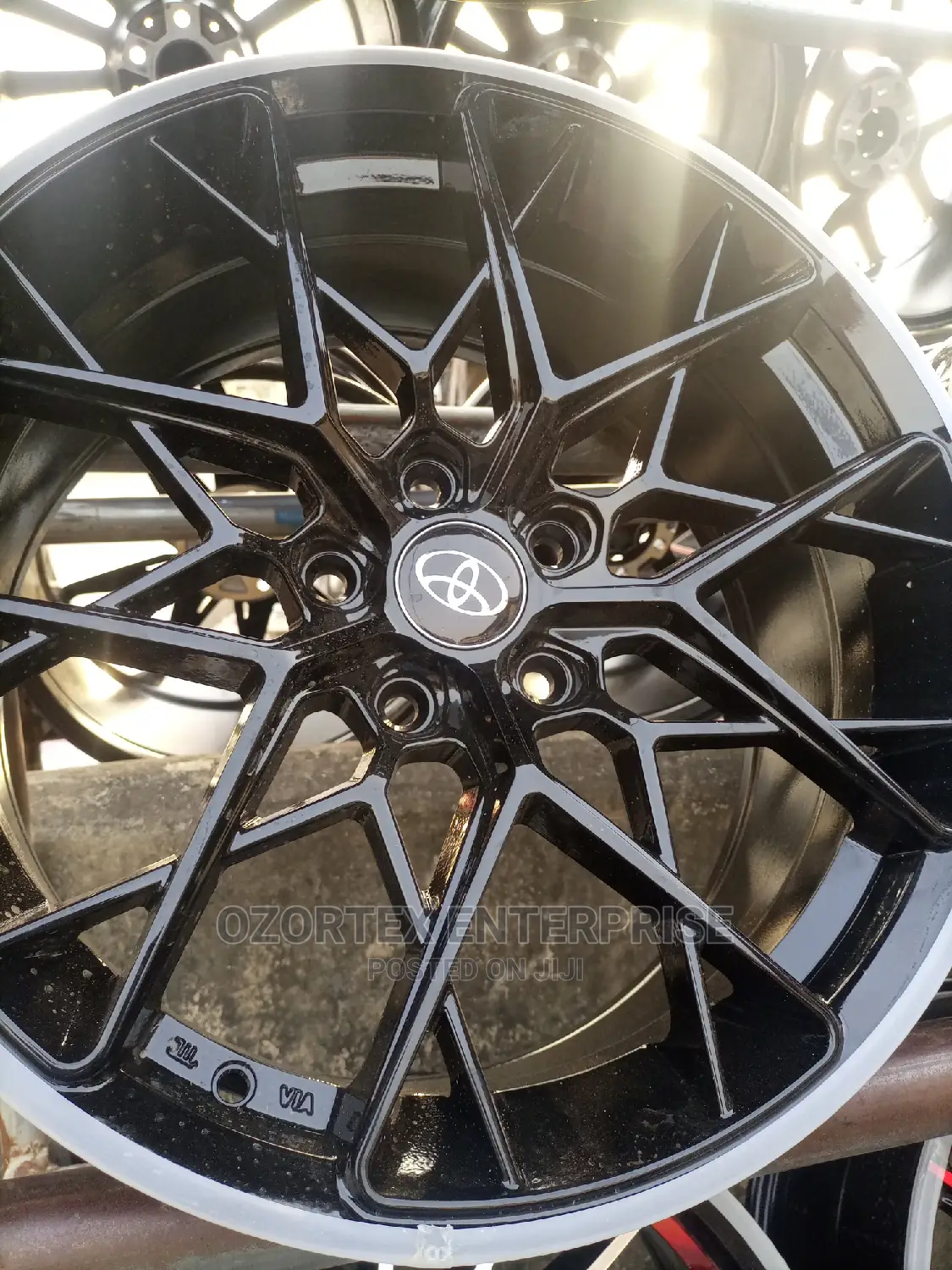 18inches Rim for Lexus and Camry Black