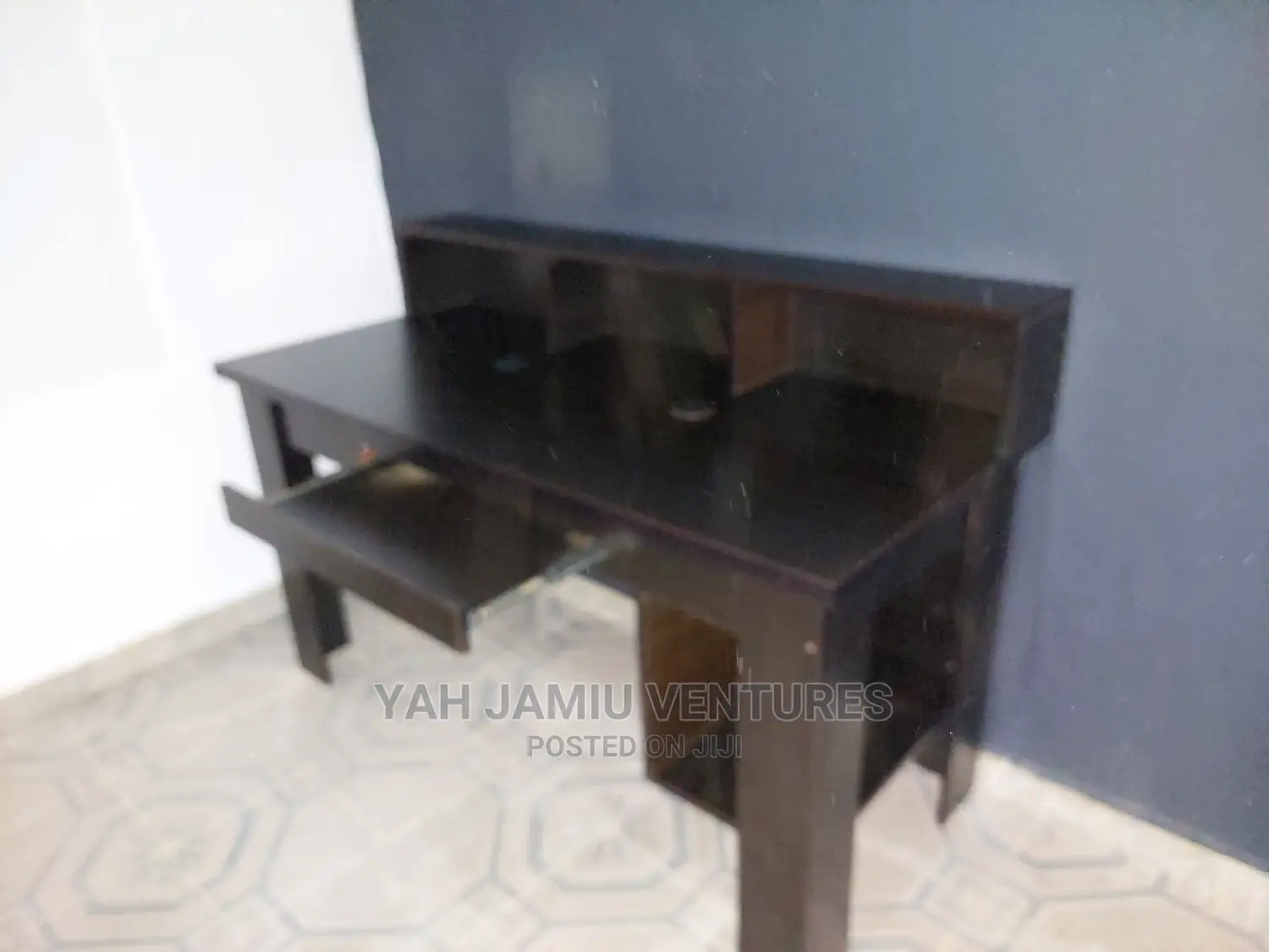 Studio Table