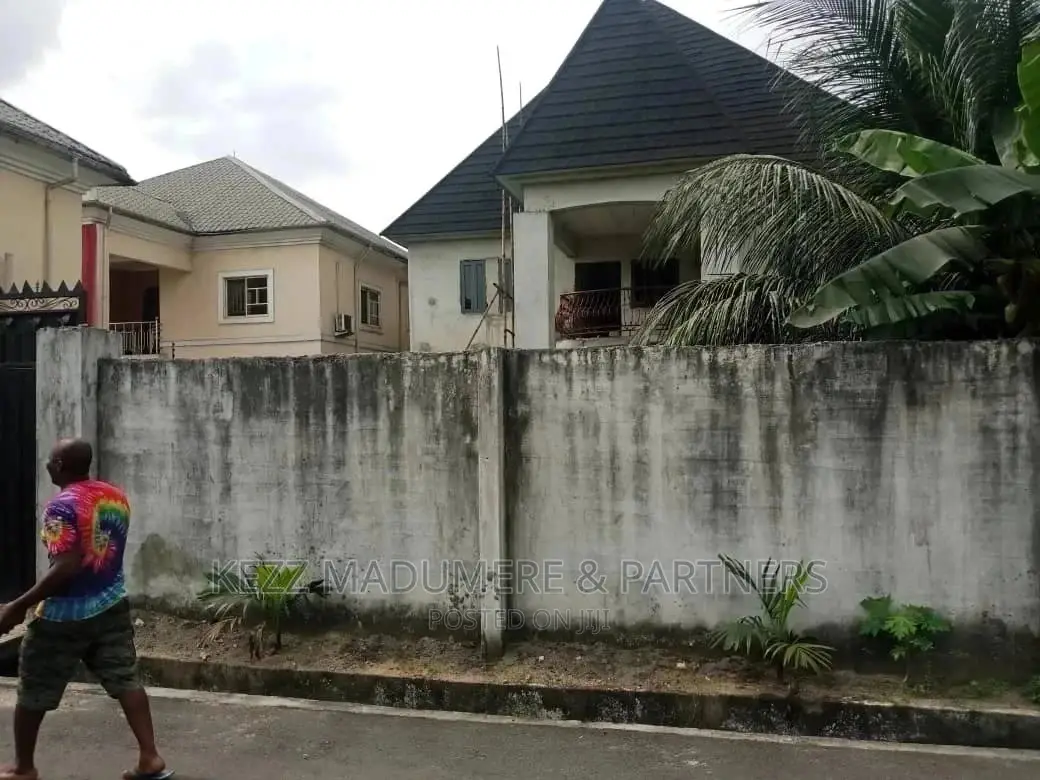 5bdrm Duplex in Queens Park Est.,, Port-Harcourt for sale