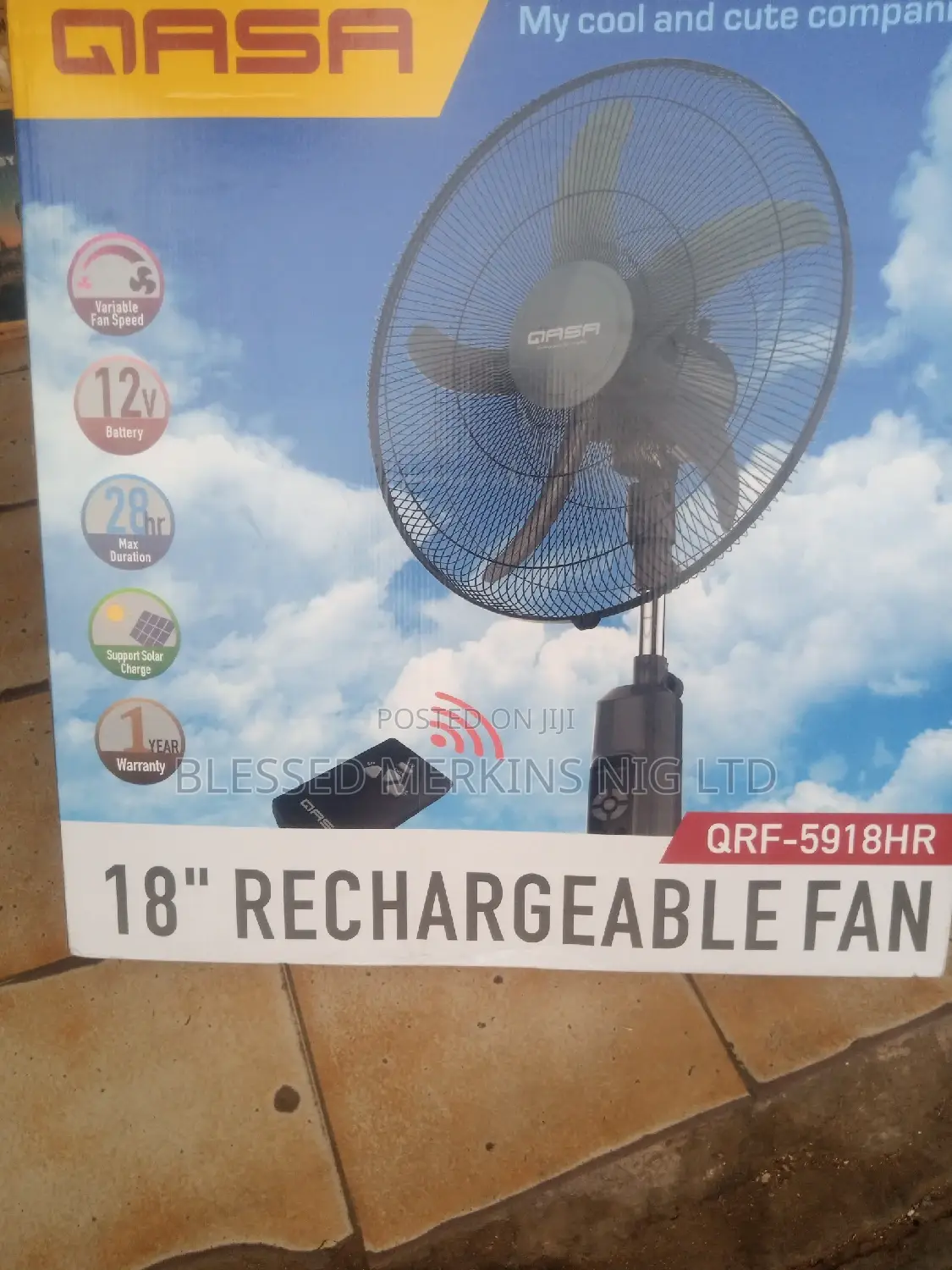 QASA Rechargeable Fan 18"