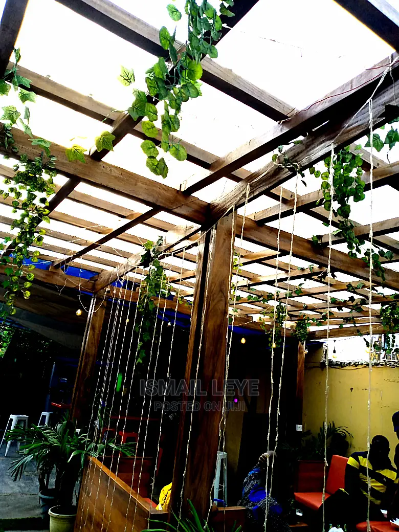 Transparent Sheets for Bars,Lounges and Hotels