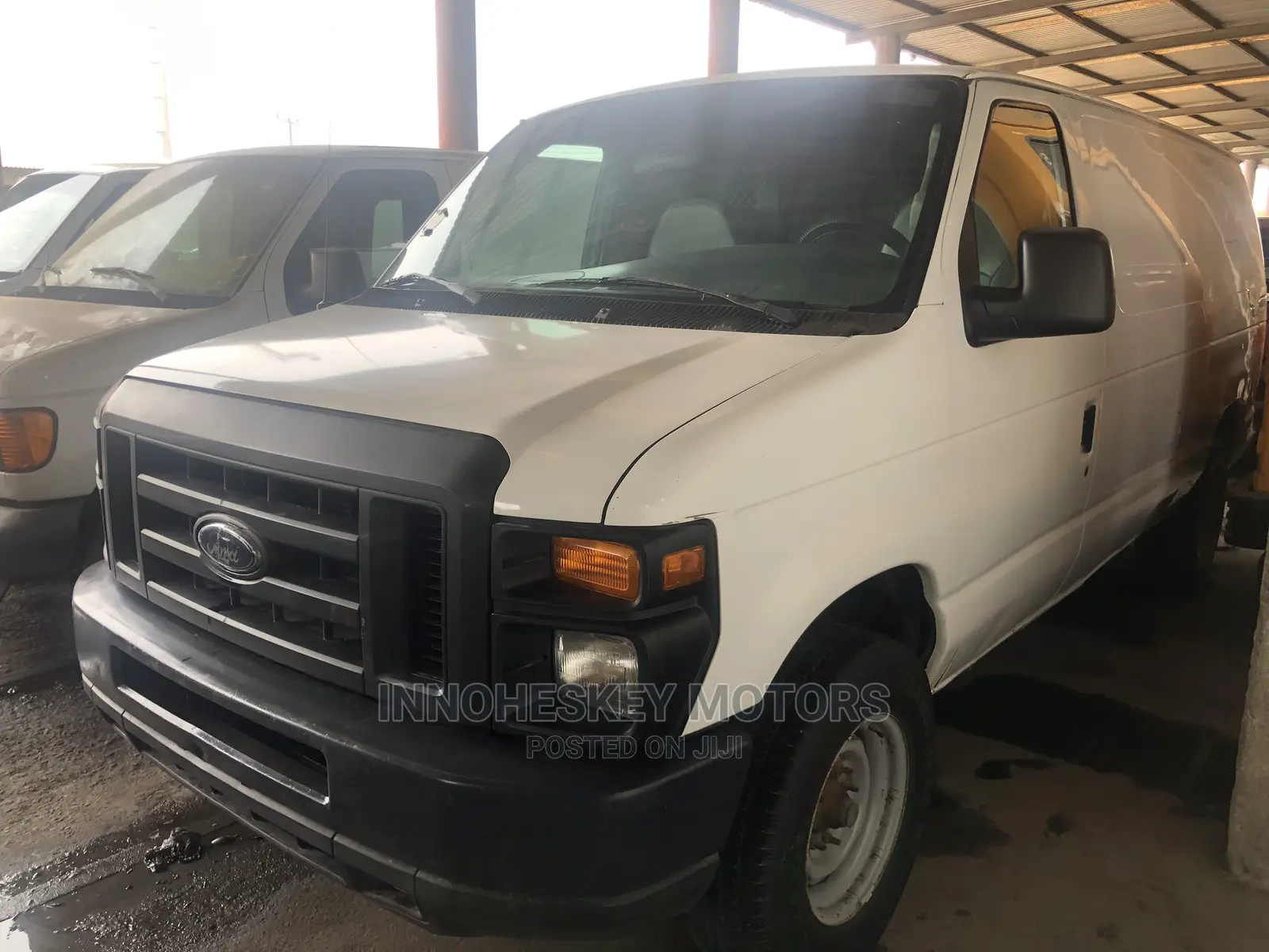 Ford E250 2008 White