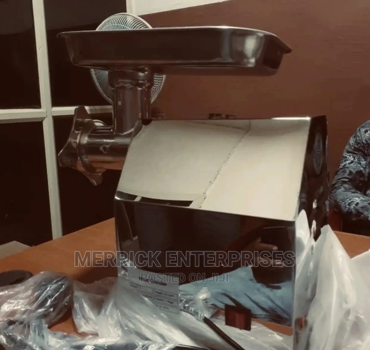 Commercial Meat Mincer/Grinder Tt12